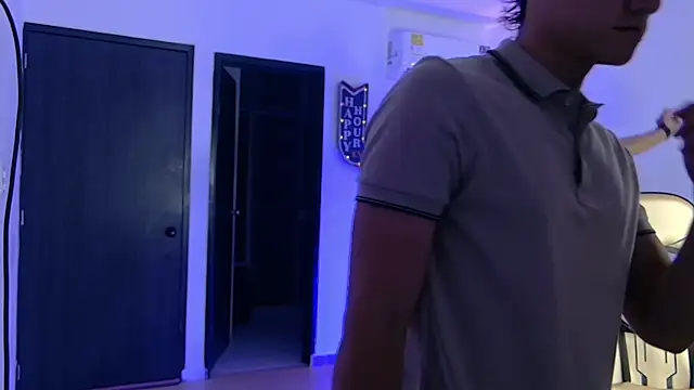 Snapshot of Boysgang_sex chatting on 19, 11, 2025 Boysgang sex online show from 19, 11, 2025