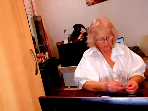 Natali7634 online show from 13, 3, 2025