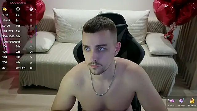 Larstar01 online show from 4, 11, 2025