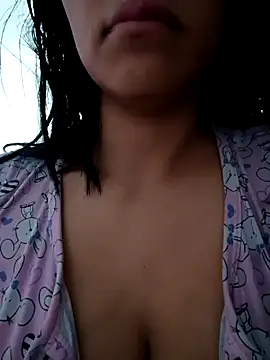 Snapshot of tiffani__love chatting on 14, 2, 2026 tiffani love online show from 14, 2, 2026