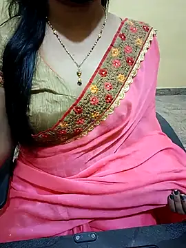 Snapshot of Nithya_05 chatting on 11, 11, 2025 Nithya 05 online show from 11, 11, 2025