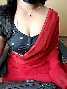 Snapshot of Nithya_05 chatting on 28, 11, 2025 Nithya 05 online show from 28, 11, 2025