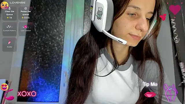 Snapshot of _Nika_Kik chatting on 19, 10, 2025 Nika Kik online show from 19, 10, 2025