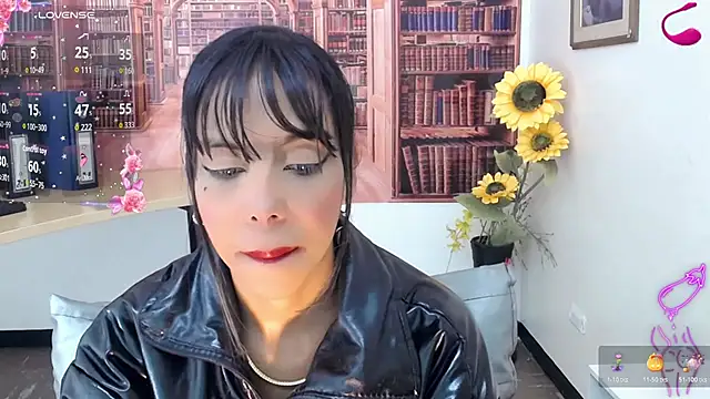 Snapshot of Catalella_Ar chatting on 29, 10, 2025 Catalella Ar online show from 29, 10, 2025