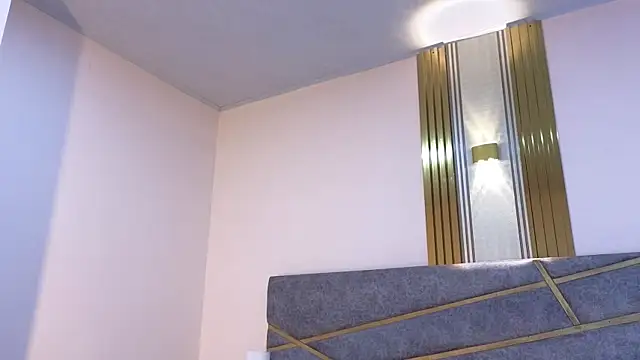 Emmaa Blonde online show from 25, 2, 2025