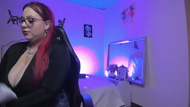 Blair Elliss online show from 18, 11, 2025