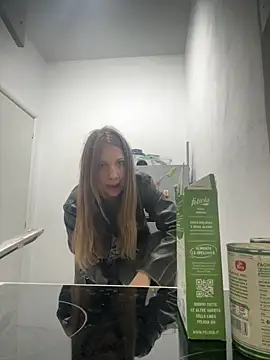 Snapshot of Sashabunny chatting on 29, 10, 2025 Sashabunny online show from 29, 10, 2025