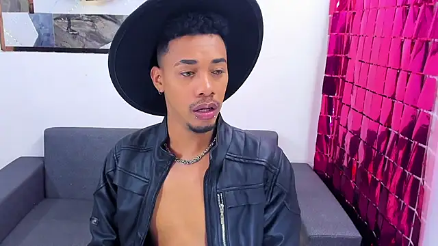 Snapshot of Hottwinkguys chatting on 12, 1, 2025 Hottwinkguys online show from 12, 1, 2025