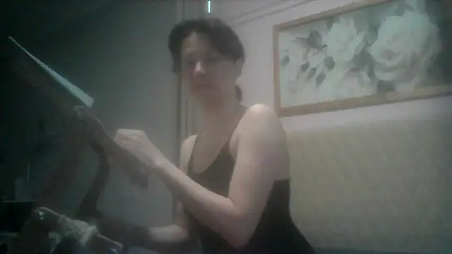 Snapshot of SunElizabeth chatting on 2, 4, 2026 SunElizabeth online show from 2, 4, 2026
