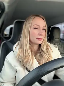 LavenderHot online show from 24, 2, 2025