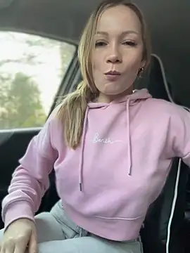 LavenderHot online show from 18, 10, 2025