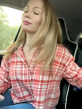 LavenderHot online show from 25, 10, 2025