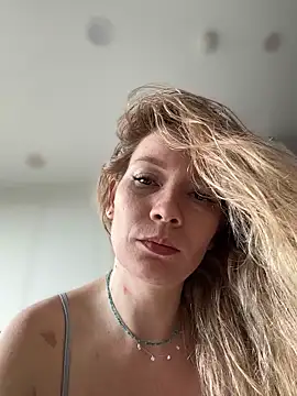 LavenderHot online show from 20, 3, 2026