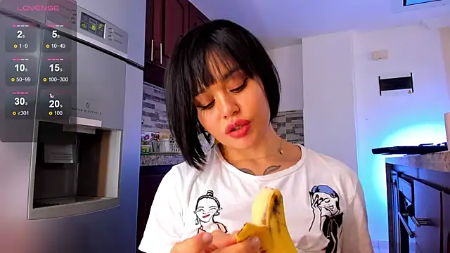 Miiel rosa online show from 10, 12, 2024