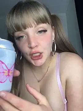 Snapshot of Lalalust69 chatting on 31, 1, 2025 Lalalust69 online show from 31, 1, 2025