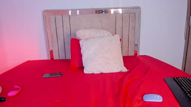 Deiisy Queen online show from 18, 12, 2025