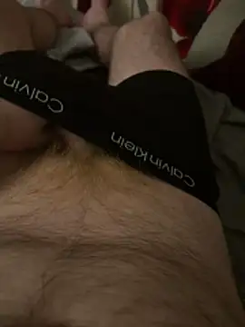 Snapshot of Straightlad95 chatting on 17, 3, 2026 Straightlad95 online show from 17, 3, 2026