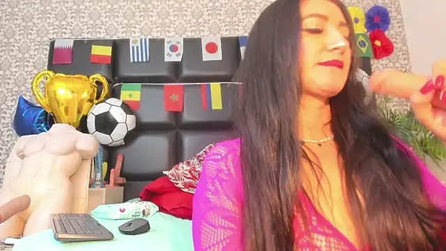 mature dollyy online show from 24, 6, 2026