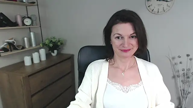 Snapshot of VivianWILD chatting on 28, 12, 2024 VivianWILD online show from 28, 12, 2024