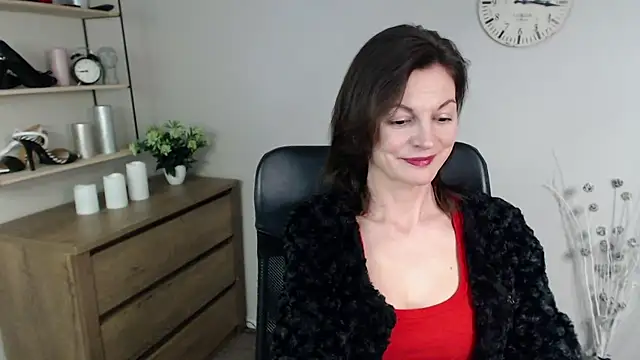 Snapshot of VivianWILD chatting on 30, 12, 2024 VivianWILD online show from 30, 12, 2024