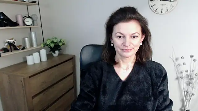 Snapshot of VivianWILD chatting on 2, 1, 2025 VivianWILD online show from 2, 1, 2025