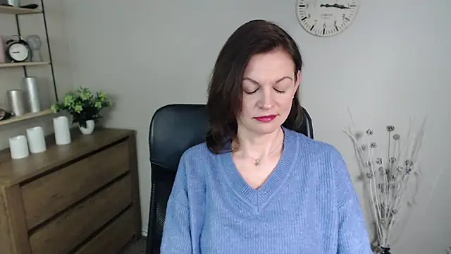 Snapshot of VivianWILD chatting on 13, 1, 2025 VivianWILD online show from 13, 1, 2025