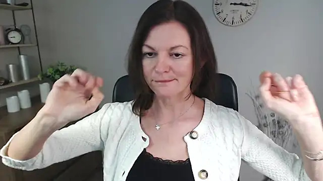 Snapshot of VivianWILD chatting on 16, 1, 2025 VivianWILD online show from 16, 1, 2025