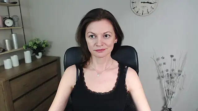 Snapshot of VivianWILD chatting on 16, 1, 2025 VivianWILD online show from 16, 1, 2025