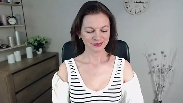 Snapshot of VivianWILD chatting on 17, 1, 2025 VivianWILD online show from 17, 1, 2025