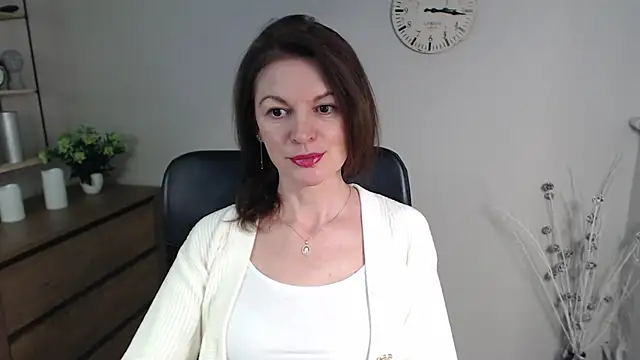 Snapshot of VivianWILD chatting on 22, 1, 2025 VivianWILD online show from 22, 1, 2025