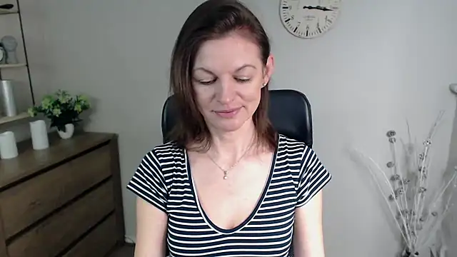 Snapshot of VivianWILD chatting on 23, 1, 2025 VivianWILD online show from 23, 1, 2025