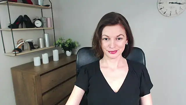 Snapshot of VivianWILD chatting on 27, 1, 2025 VivianWILD online show from 27, 1, 2025