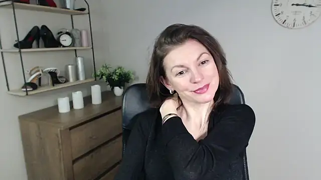 Snapshot of VivianWILD chatting on 28, 1, 2025 VivianWILD online show from 28, 1, 2025