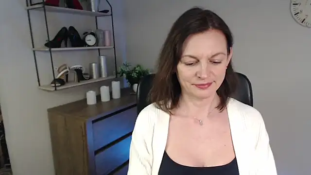 Snapshot of VivianWILD chatting on 14, 2, 2025 VivianWILD online show from 14, 2, 2025