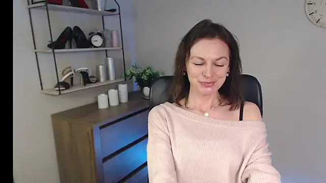 Snapshot of VivianWILD chatting on 20, 2, 2025 VivianWILD online show from 20, 2, 2025