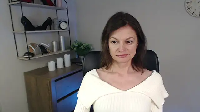 Snapshot of VivianWILD chatting on 26, 2, 2025 VivianWILD online show from 26, 2, 2025