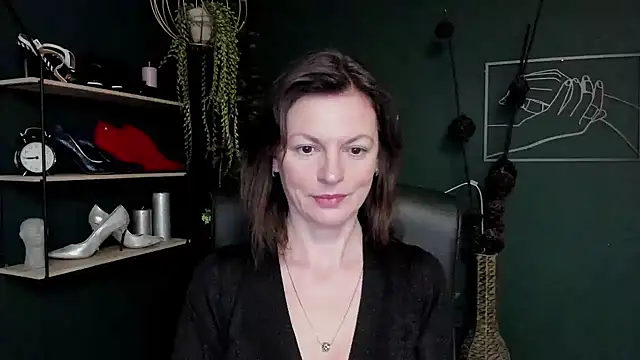 Snapshot of VivianWILD chatting on 14, 3, 2025 VivianWILD online show from 14, 3, 2025