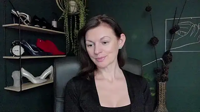 Snapshot of VivianWILD chatting on 18, 3, 2025 VivianWILD online show from 18, 3, 2025