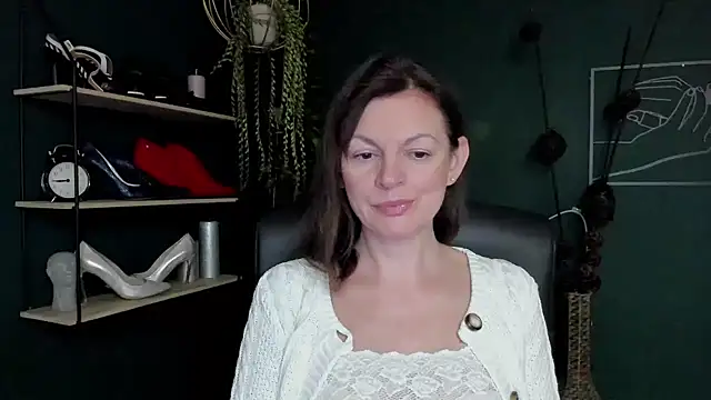 Snapshot of VivianWILD chatting on 19, 3, 2025 VivianWILD online show from 19, 3, 2025