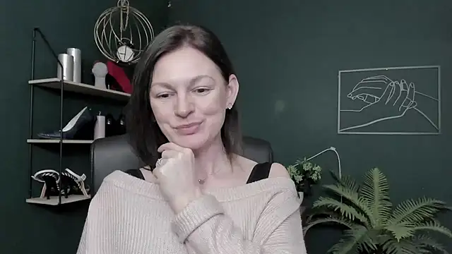 Snapshot of VivianWILD chatting on 6, 2, 2026 VivianWILD online show from 6, 2, 2026