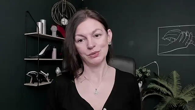 Snapshot of VivianWILD chatting on 18, 2, 2026 VivianWILD online show from 18, 2, 2026