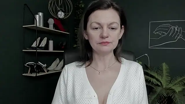 Snapshot of VivianWILD chatting on 28, 2, 2026 VivianWILD online show from 28, 2, 2026