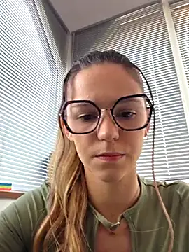 Snapshot of lucie_mehott chatting on 6, 3, 2026 lucie mehott online show from 6, 3, 2026