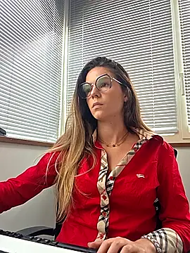 Snapshot of lucie_mehott chatting on 4, 6, 2026 lucie mehott online show from 4, 6, 2026