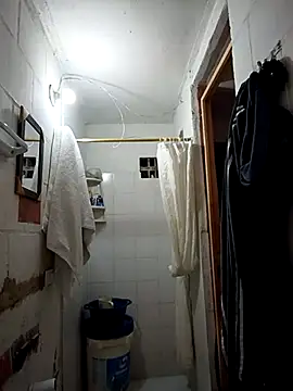 Giselabrunette25 online show from 17, 12, 2025