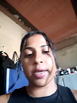 Snapshot of Giselabrunette25 chatting on 20, 12, 2025 Giselabrunette25 online show from 20, 12, 2025