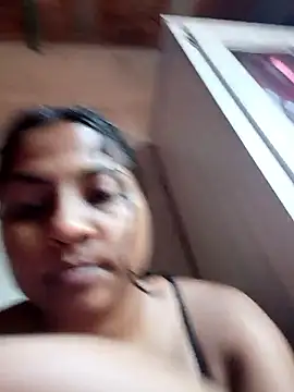 Snapshot of Giselabrunette25 chatting on 14, 1, 2026 Giselabrunette25 online show from 14, 1, 2026