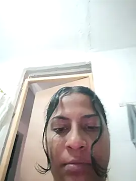 Snapshot of Giselabrunette25 chatting on 18, 1, 2026 Giselabrunette25 online show from 18, 1, 2026