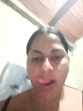 Snapshot of Giselabrunette25 chatting on 1, 3, 2026 Giselabrunette25 online show from 1, 3, 2026