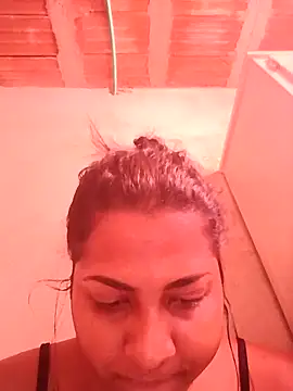 Snapshot of Giselabrunette25 chatting on 7, 3, 2026 Giselabrunette25 online show from 7, 3, 2026